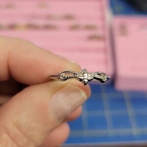 Design Silver Tone Ring